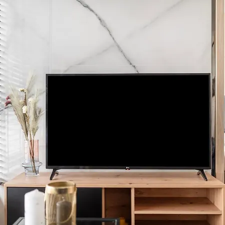 Apartment Easy Rent - Kompozytorow Old Town View, Free Parking, 24h Check-in Lublin