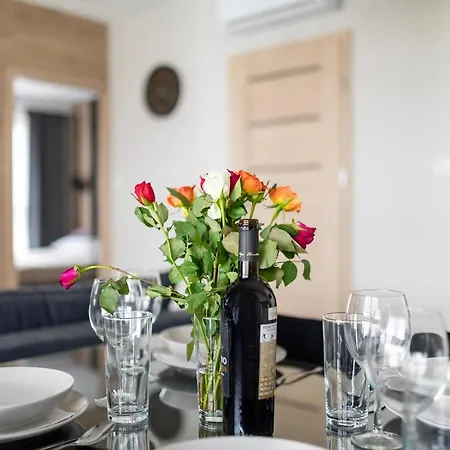 Easy Rent - Kompozytorow Old Town View, Free Parking, 24h Check-in Apartmán