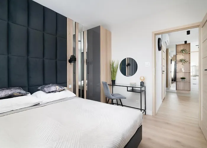 Easy Rent - Kompozytorow Old Town View, Free Parking, 24h Check-in * 卢布林